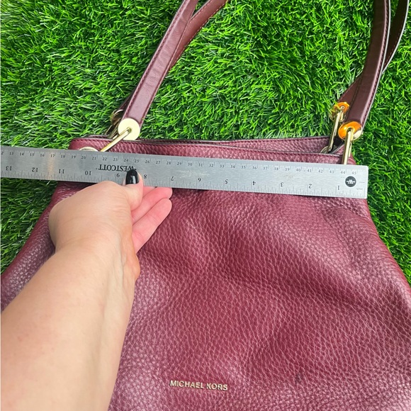 MICHAEL KORS AUTHENTIC GENUINE PEBBLED LEATHER DEEP PURPLE GOLD TONE TONE TRIM - Picture 5 of 16